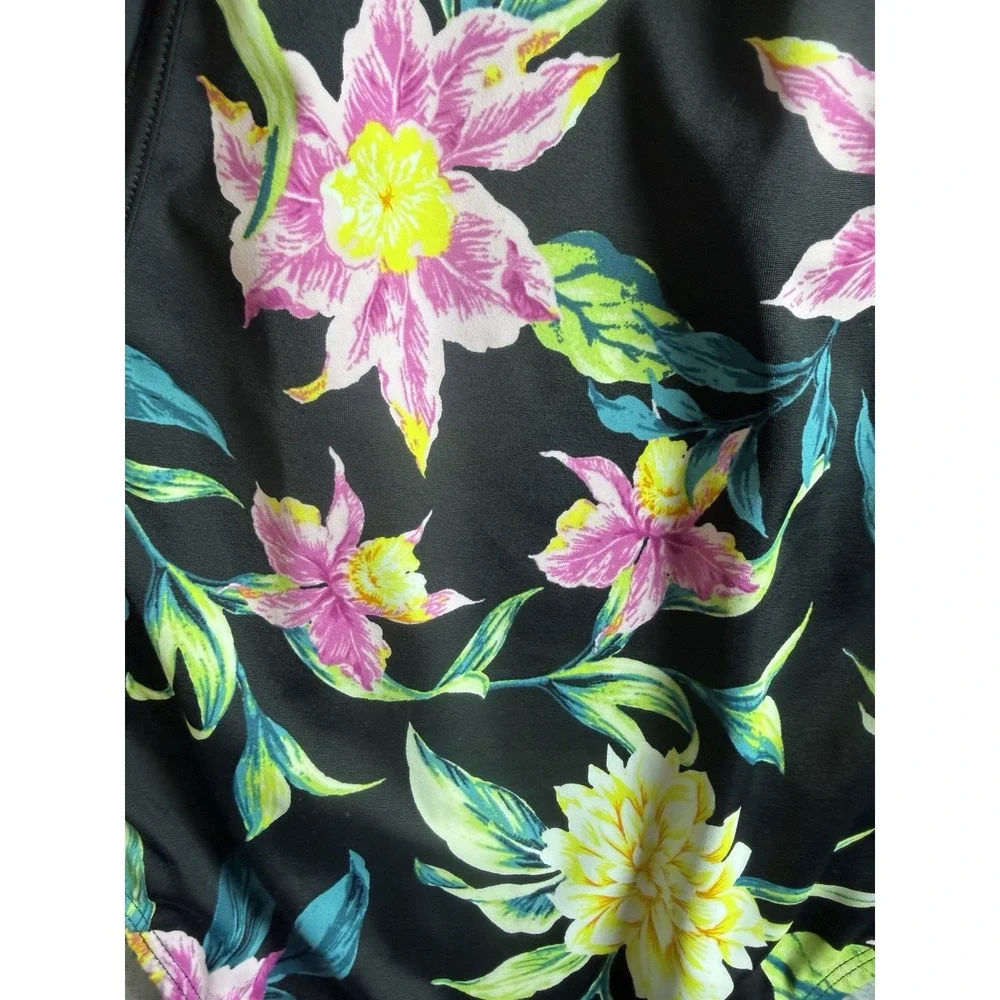 Torrid Slim Fix One Piece Swimsuit Size 2 D/DD Underwire Stripe Floral Black